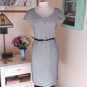 Sharagano Textured Sheath Dress